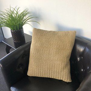 Faux Natural Fiber Flange Indoor/Outdoor Pillow